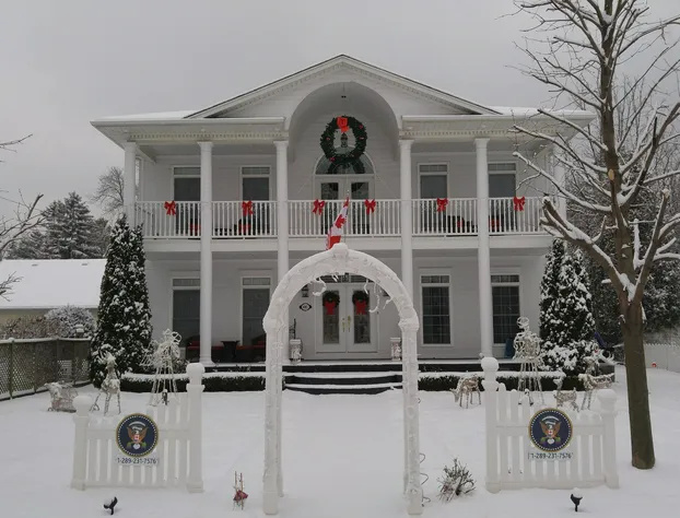 The White House Boutique Bed & Breakfast hotel detail image 3