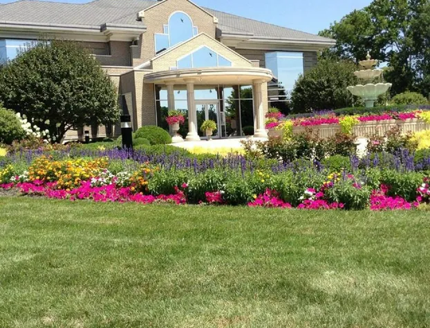 Mill Creek Gardens hotel detail image 2