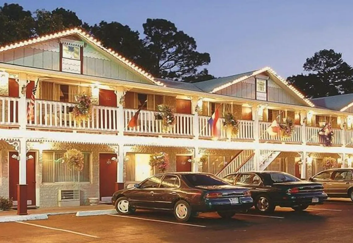 The Trails Inn hotel hero