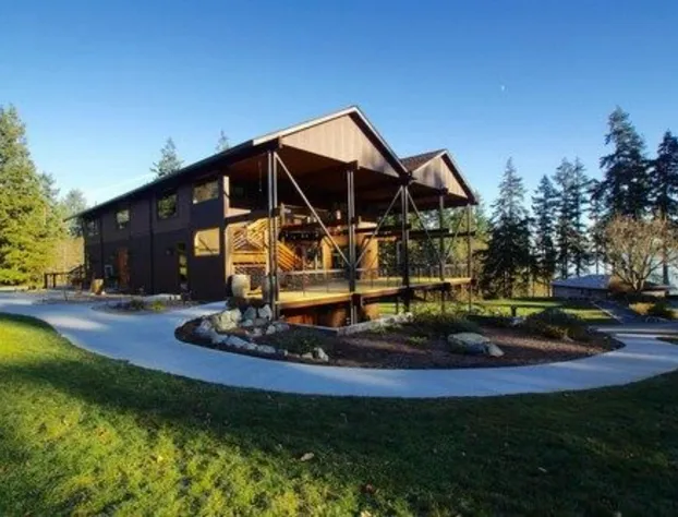 Comforts of Whidbey hotel detail image 1