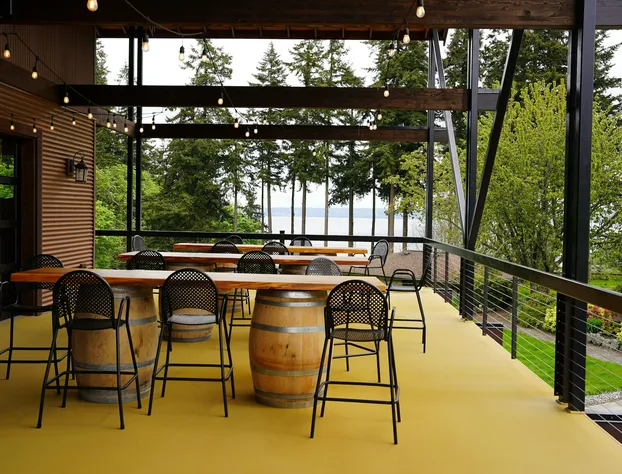 Comforts of Whidbey hotel detail image 3