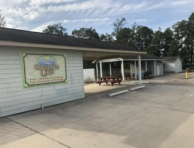 Weiss Lake Lodge hotel detail image 1