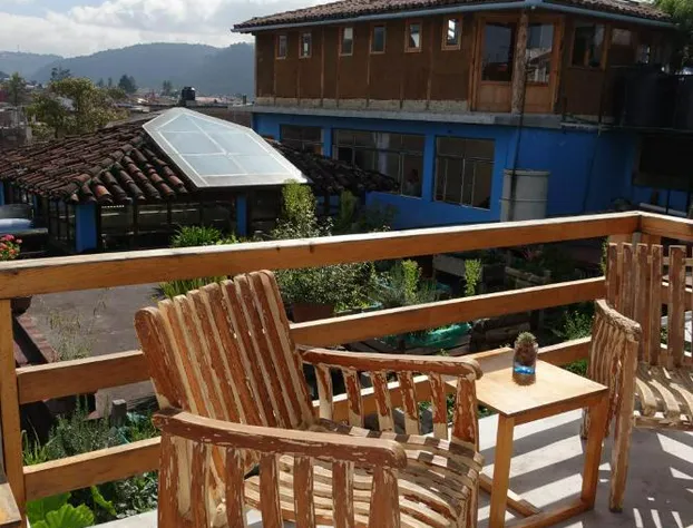 La Tozi Galería Hotel hotel detail image 1