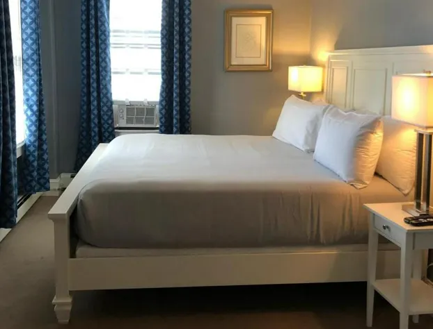 Bellevue House hotel detail image 2