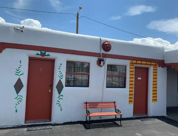 Cottonwood Court Motel hotel detail image 2