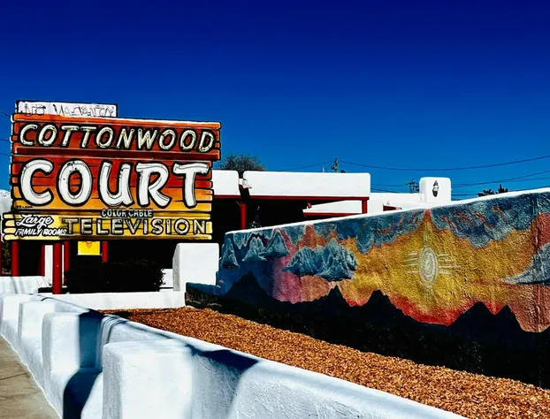 Cottonwood Court Motel hotel detail image 4