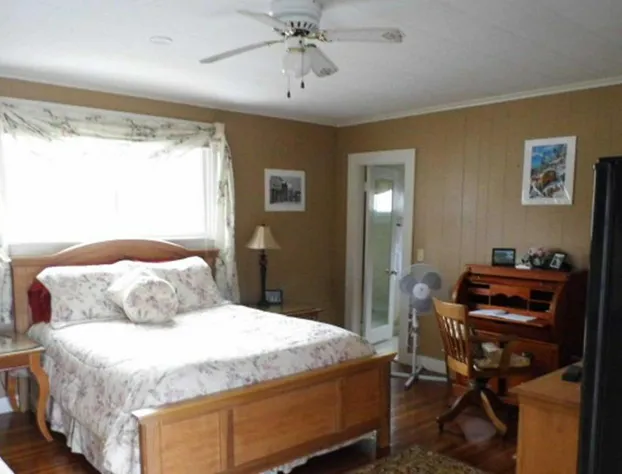 Otter Creek Inn hotel detail image 4
