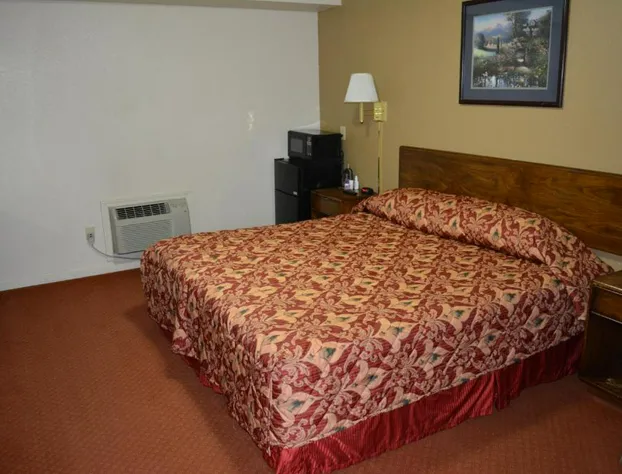 Travelers Inn hotel detail image 4