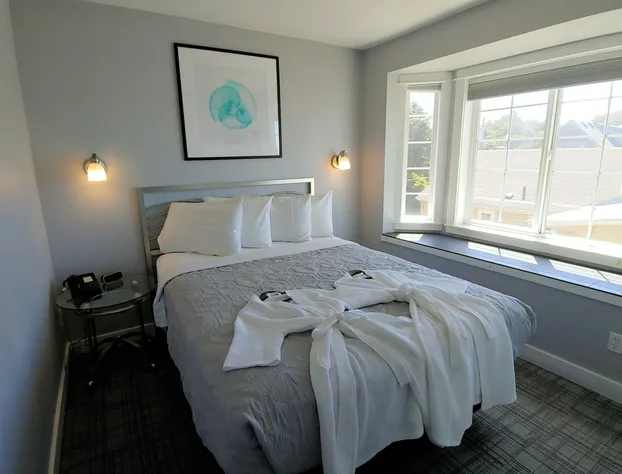 Nelscott Manor hotel detail image 4