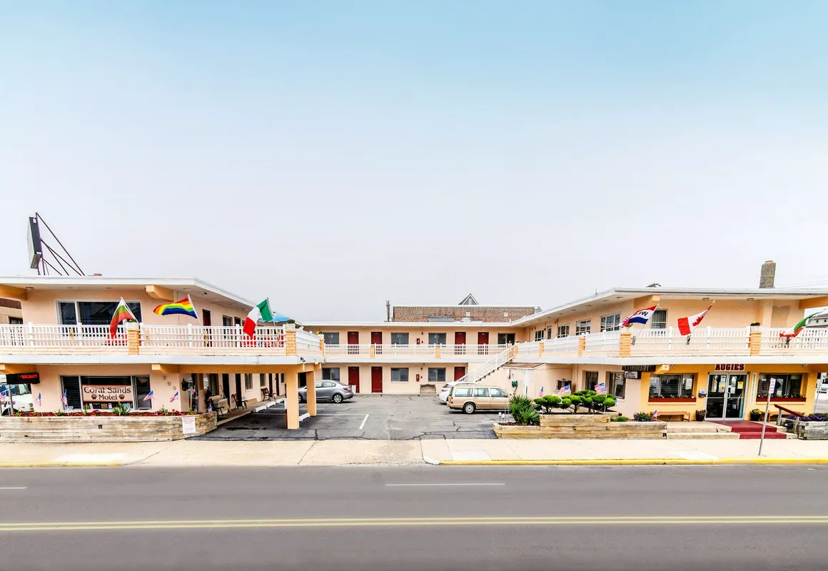 The Coral Sands Motel hotel hero