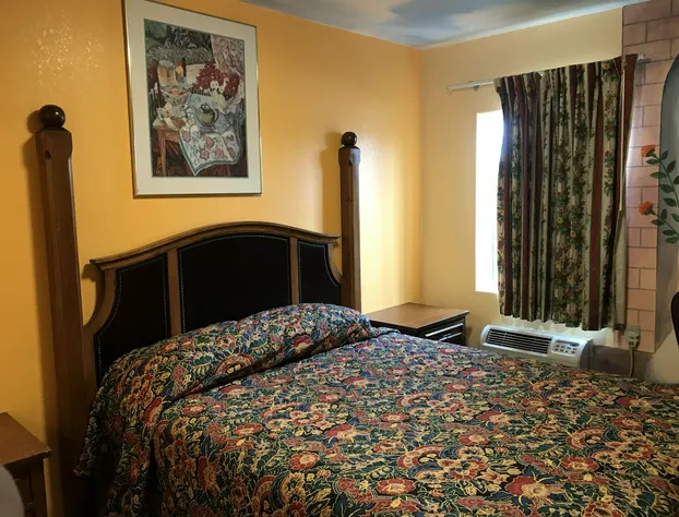 Deluxe Inn hotel detail image 4