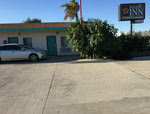 Deluxe Inn hotel detail image 2