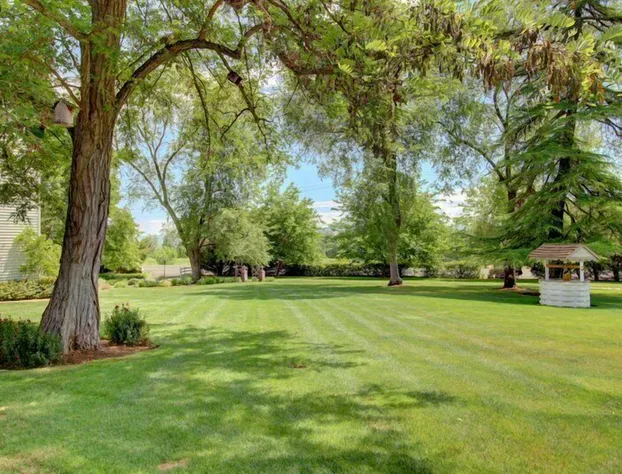 Bybee's Historic Inn hotel detail image 2