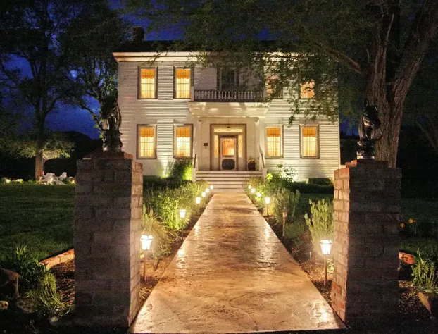 Bybee's Historic Inn hotel detail image 1