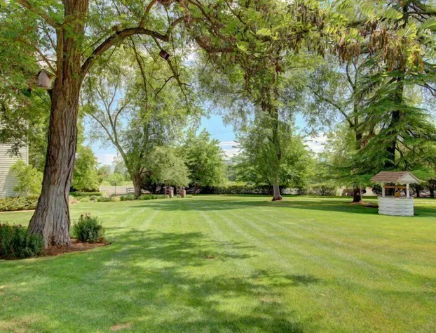 Bybee's Historic Inn hotel detail image 2