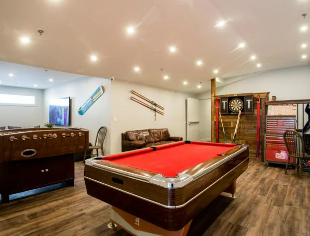 Mountain Meadows Lodge hotel detail image 4