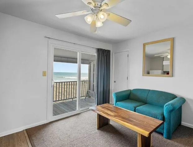 The Beach House hotel detail image 3