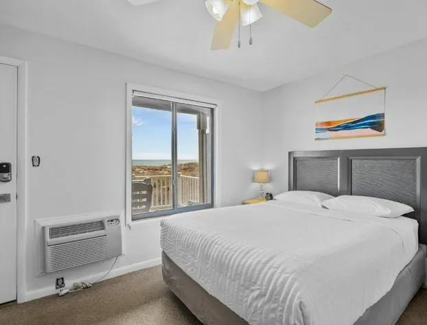 The Beach House hotel detail image 2