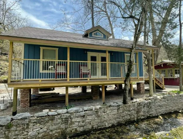 All Seasons Treehouse Village hotel detail image 1