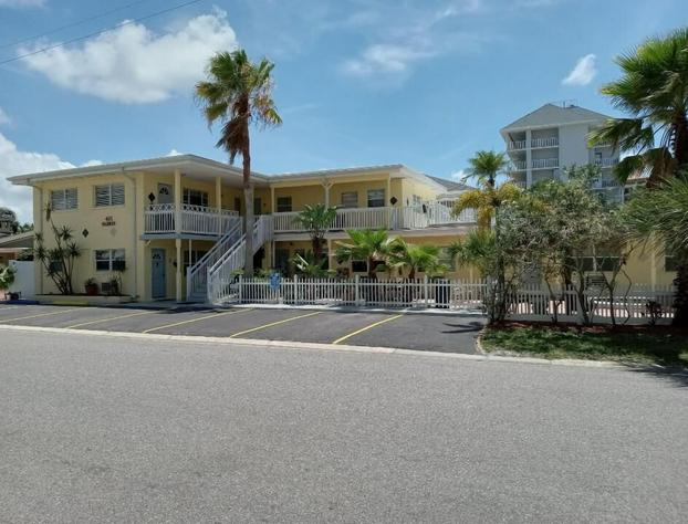 Silver Sands Motel hotel detail image 2