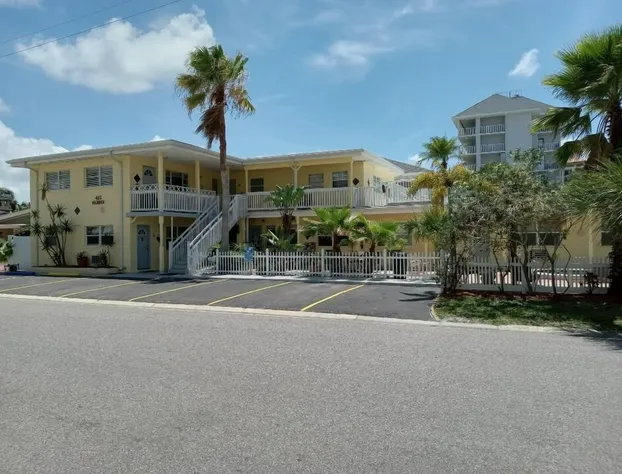 Silver Sands Motel hotel detail image 3