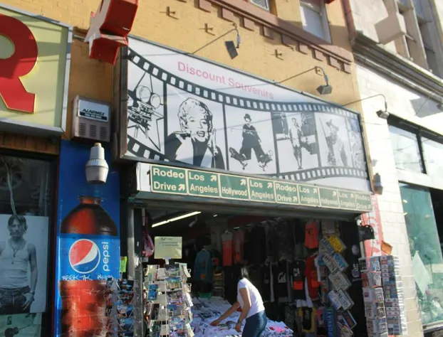 Hollywood and Highland Hotel and Hostel hotel detail image 3