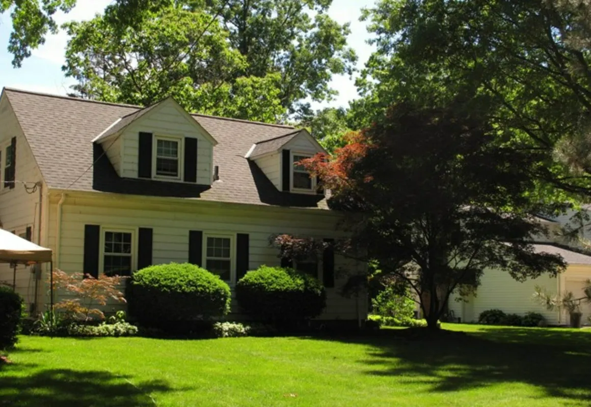 The Birdhouse Bed & Breakfast hotel hero