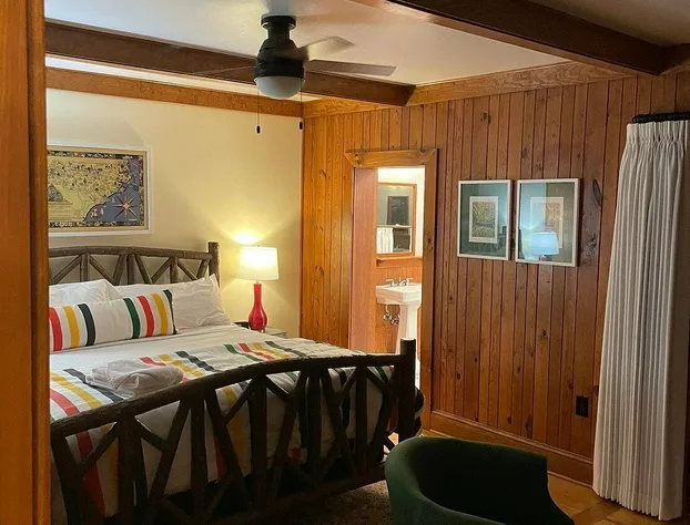 The Lodge on Lake Lure hotel detail image 3