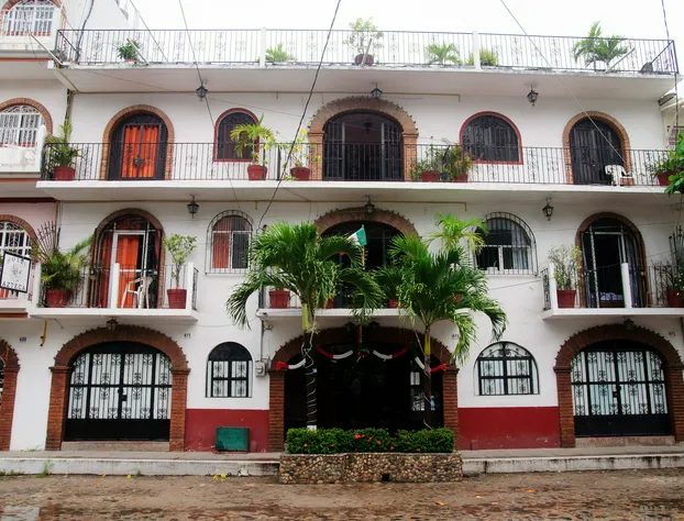 Hotel Azteca hotel detail image 1