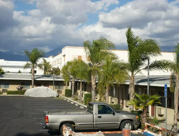 Sands Motel hotel detail image 2