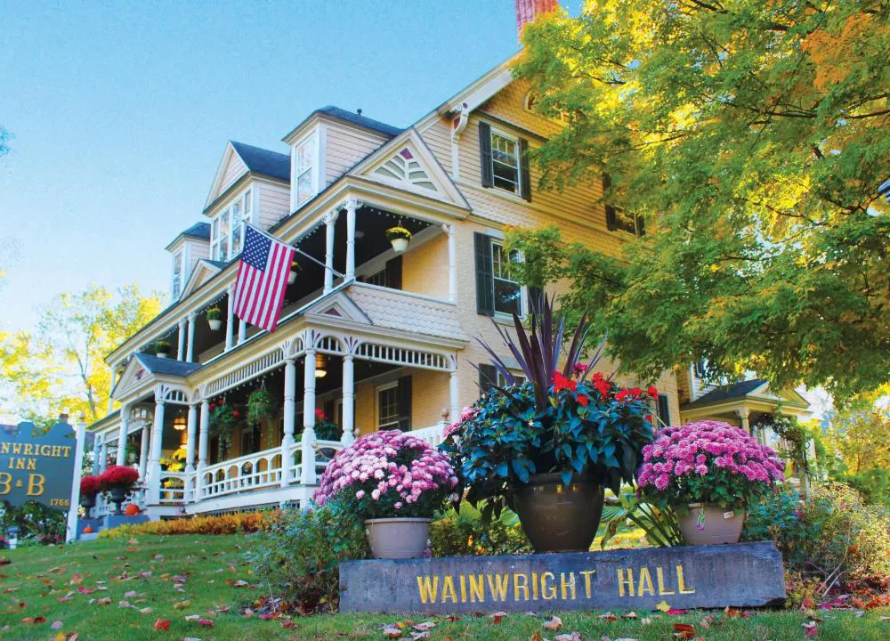 Wainwright Inn hotel hero