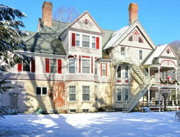 Wainwright Inn hotel detail image 1