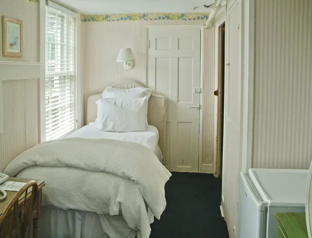 Ships Inn hotel detail image 3