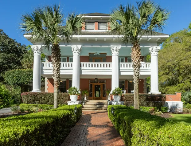 Herlong Mansion Bed & Breakfast hotel detail image 1