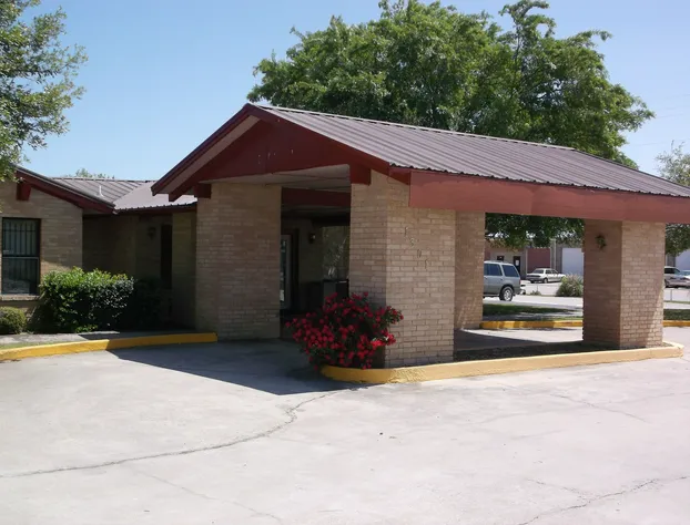 Four Horseman Travel Lodge hotel detail image 1