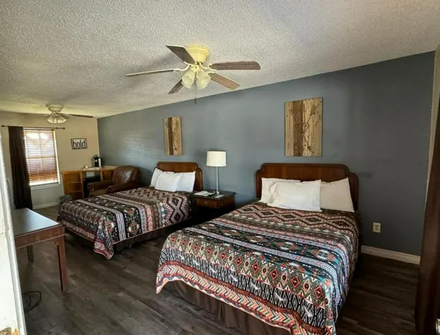 Four Horsemen Hotel hotel detail image 4