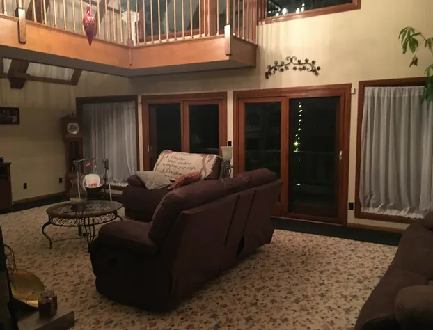 Valhalla Hillside Inn hotel detail image 2