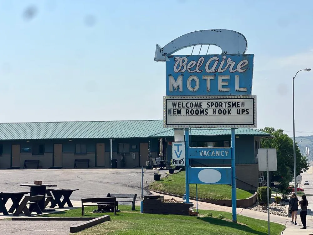 Hotel O Bel Aire Chamberlain SD I 90 hotel hero