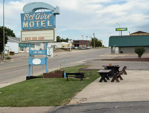 Hotel O Bel Aire Chamberlain SD I 90 hotel detail image 2