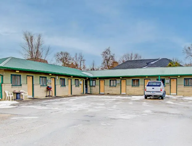 Bel Aire Motel Chamberlain Near Missouri River I 90 hotel detail image 1