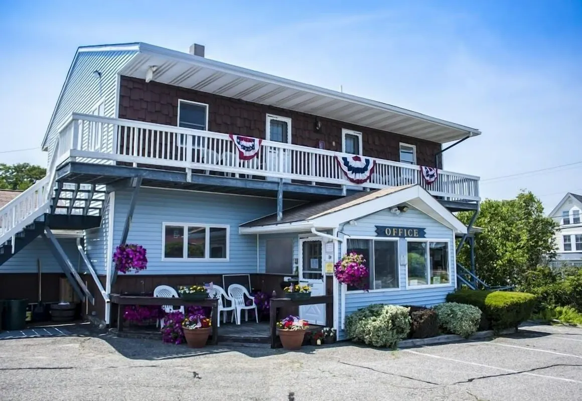 The Villager Motel hotel hero