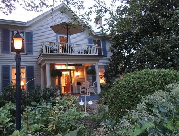 1868 Magnolia House Inn hotel detail image 2