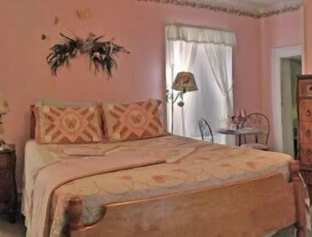 Alynns Butterfly Inn hotel detail image 4