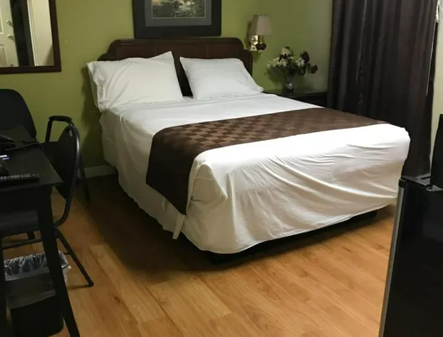 Outpost Motel hotel detail image 4