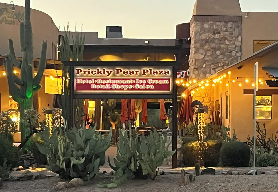 Prickly Pear Inn hotel hero