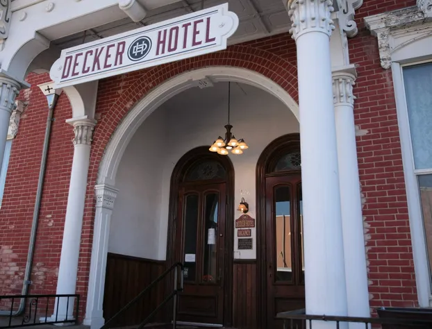 Decker Hotel & Bar hotel detail image 2