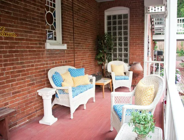 Main Street Inn hotel detail image 2