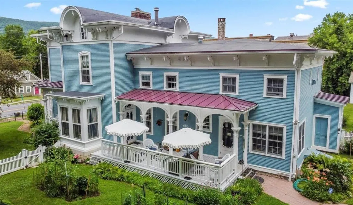 I.B. Munson House hotel hero