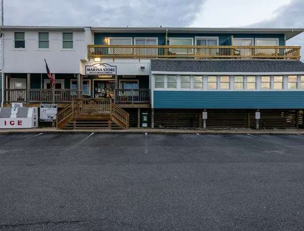Hatteras Harbor Marina hotel detail image 1