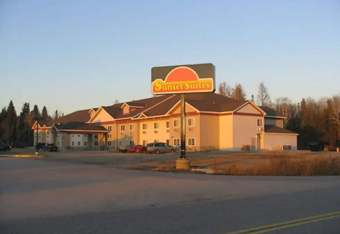 Sunset Inn and Suites hotel hero